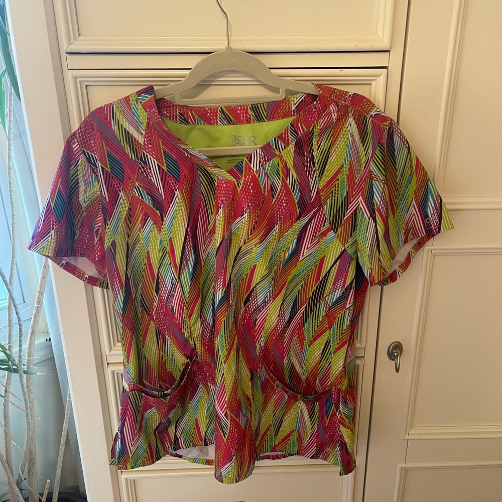 Barco One scrub top